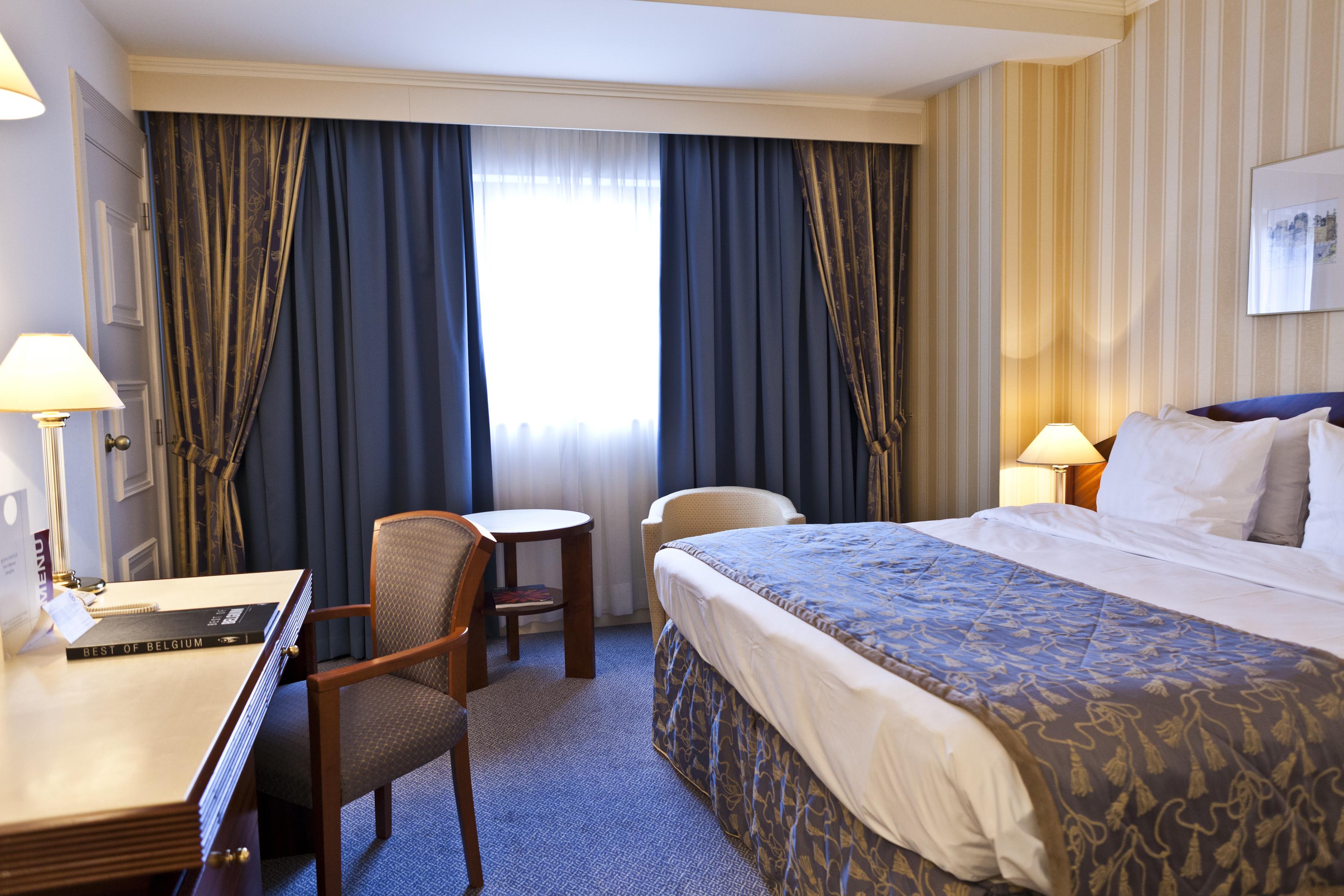 Hotel Le Châtelain Brussel Buitenkant foto A room at the hotel