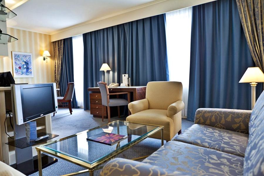 Hotel Le Châtelain Brussel Buitenkant foto Suite